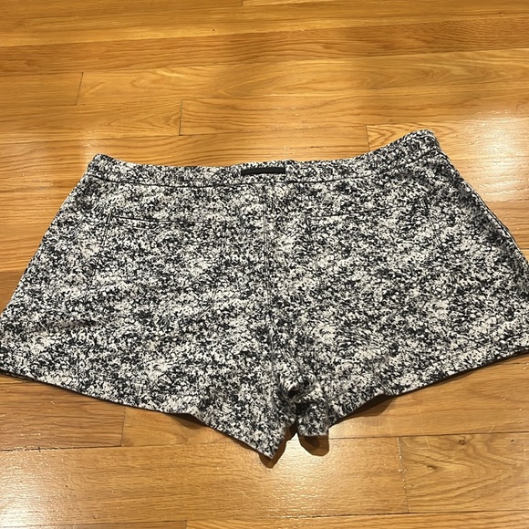 Athleta women’s shorts size xlarge. - Picture 8 of 10